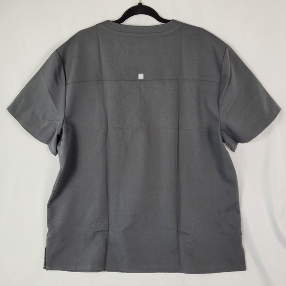 Fabletics Men's Helix 1 Pocket Lightweight Scrub Top Onyx Grey Size XXL NWT - Picture 4 of 6